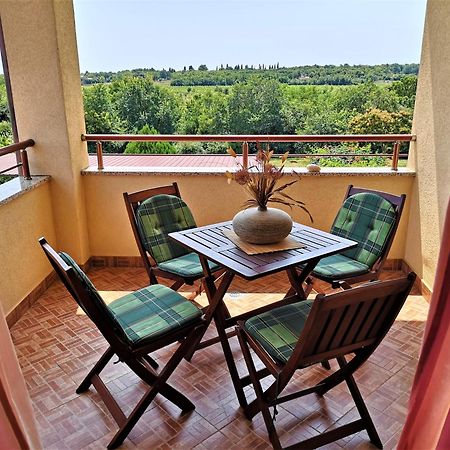 Apartments Fantazija Rovinj Luaran gambar