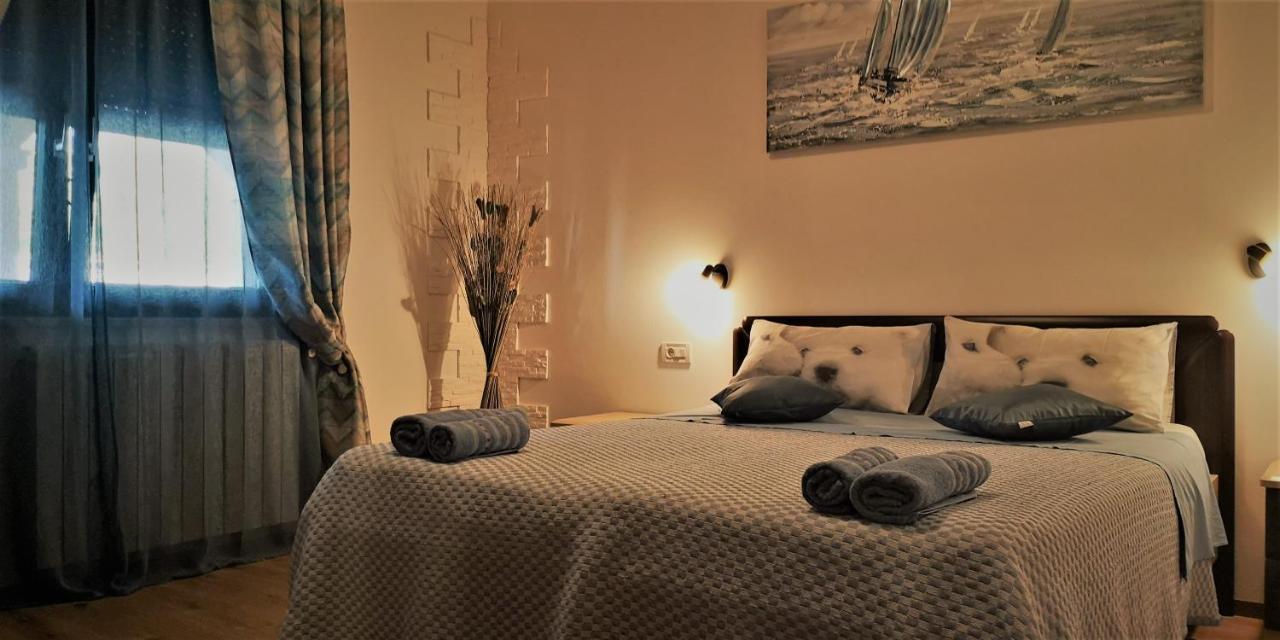 Apartments Fantazija Rovinj Luaran gambar