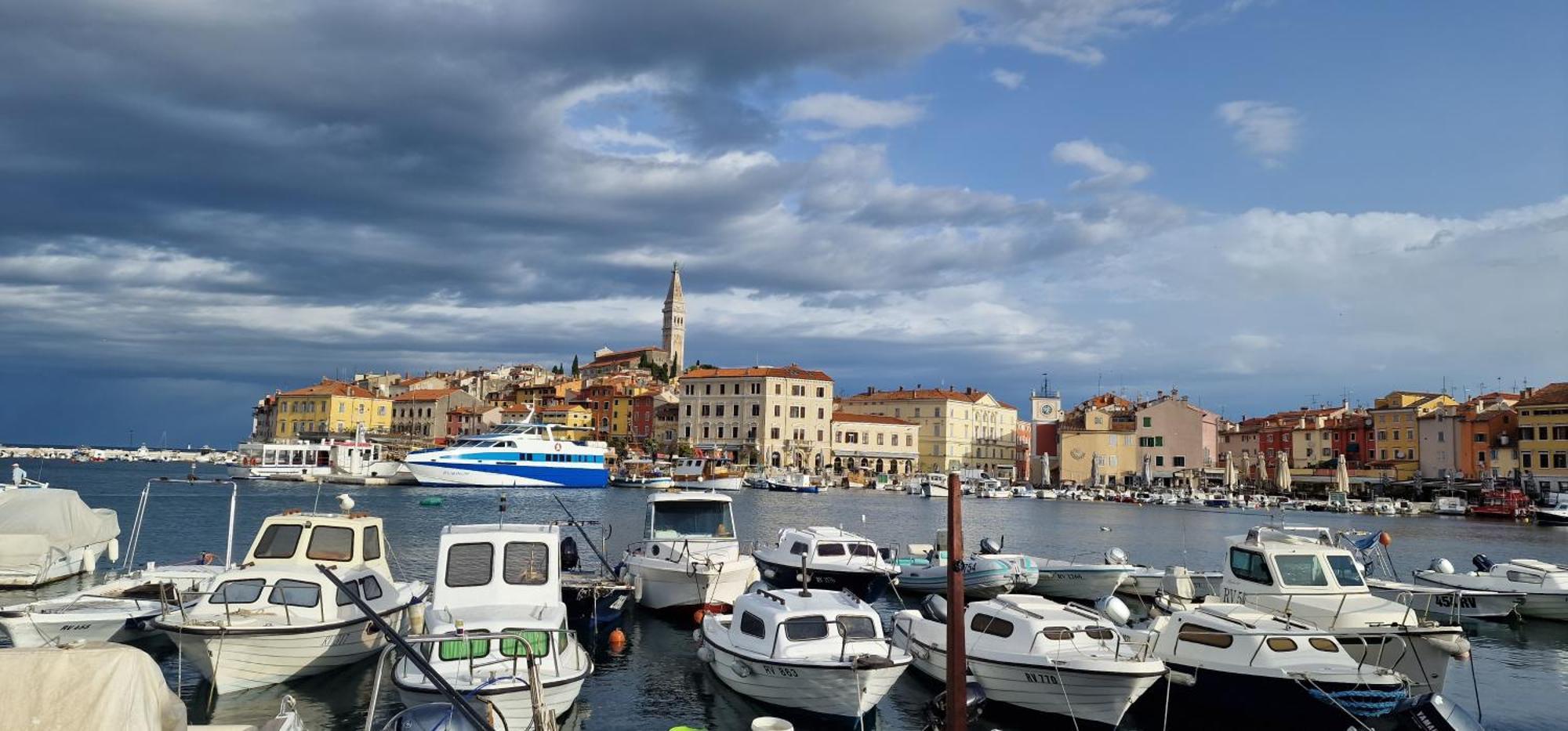 Apartments Fantazija Rovinj Luaran gambar