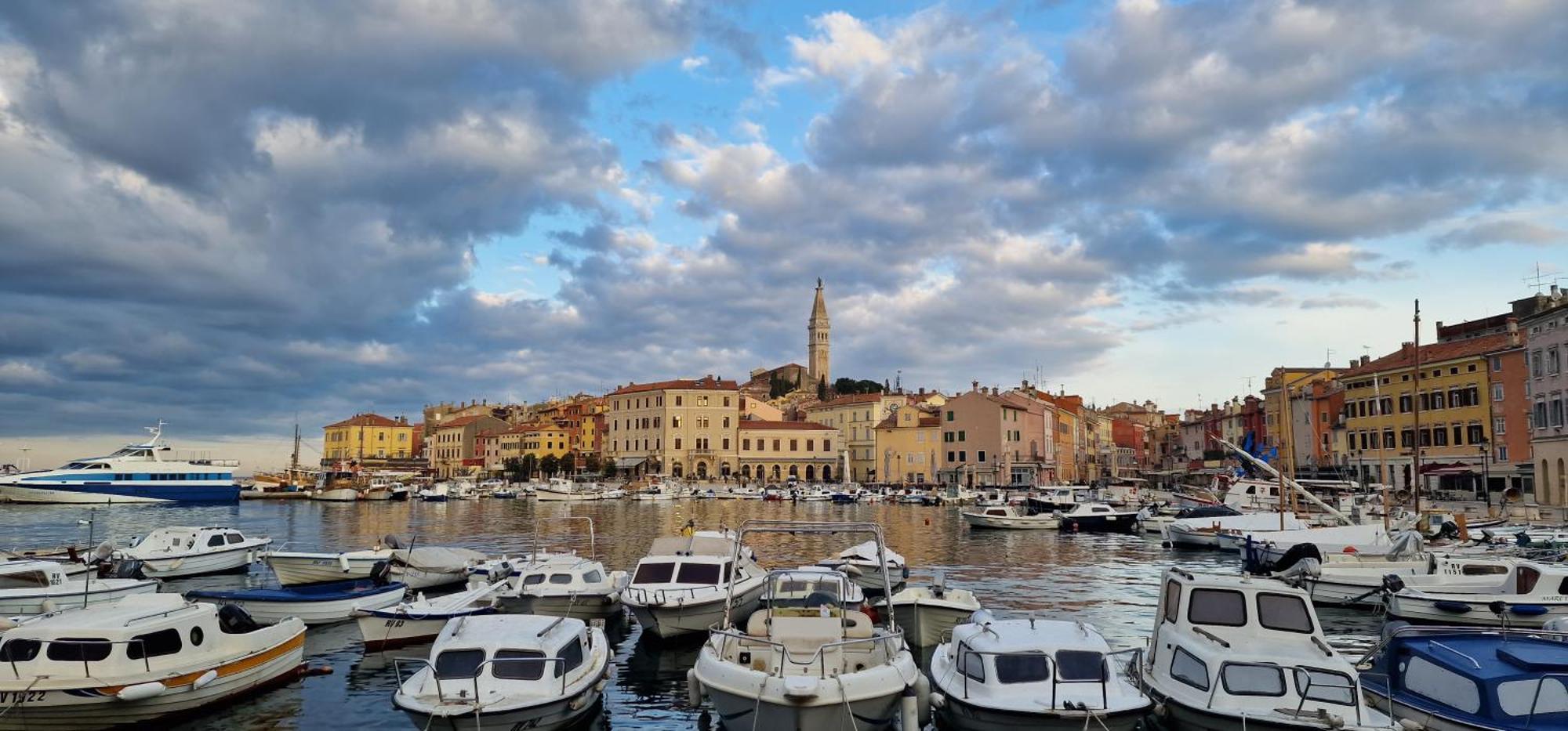 Apartments Fantazija Rovinj Luaran gambar