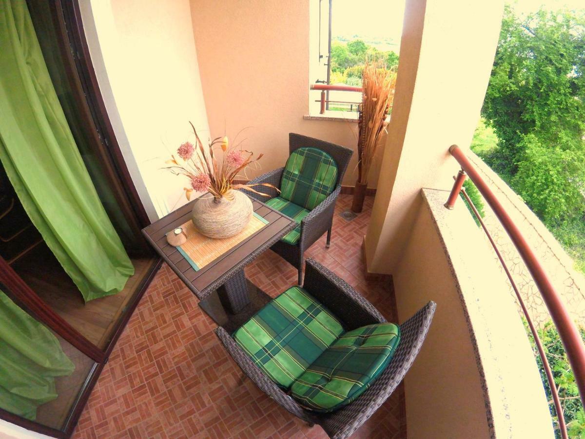 Apartments Fantazija Rovinj Luaran gambar